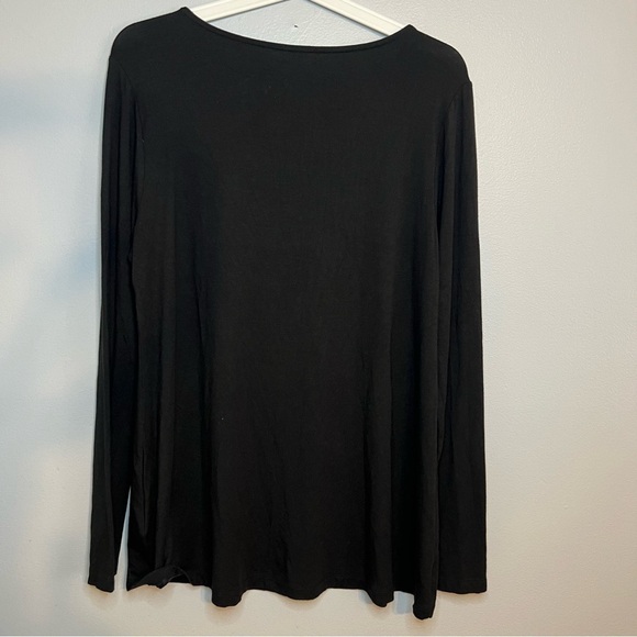Soft Surroundings Women's Keyhole Chest Long Sleeve Black Shirt Sz M Essential - Picture 7 of 7